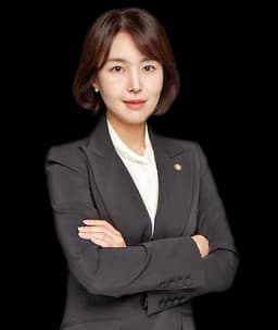 사건담당변호사 김영주