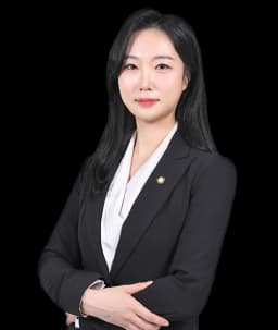 사건담당변호사 허지선